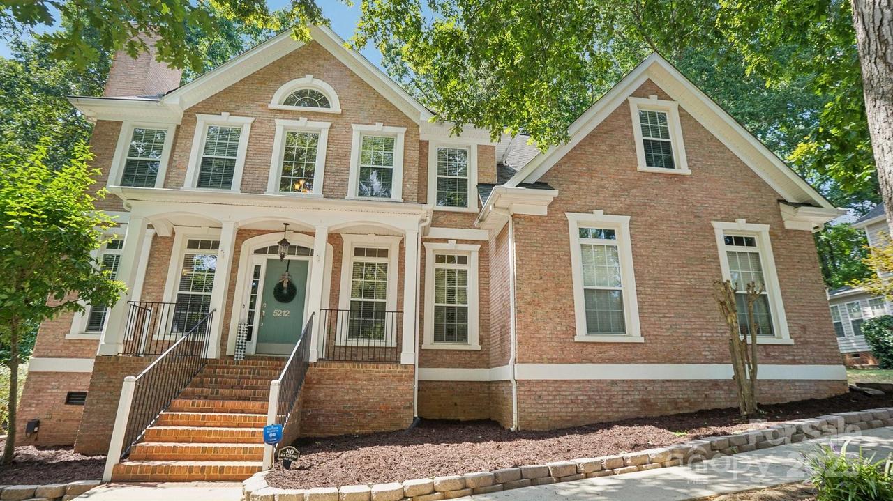5212 Shannamara Dr., Matthews, NC 28104