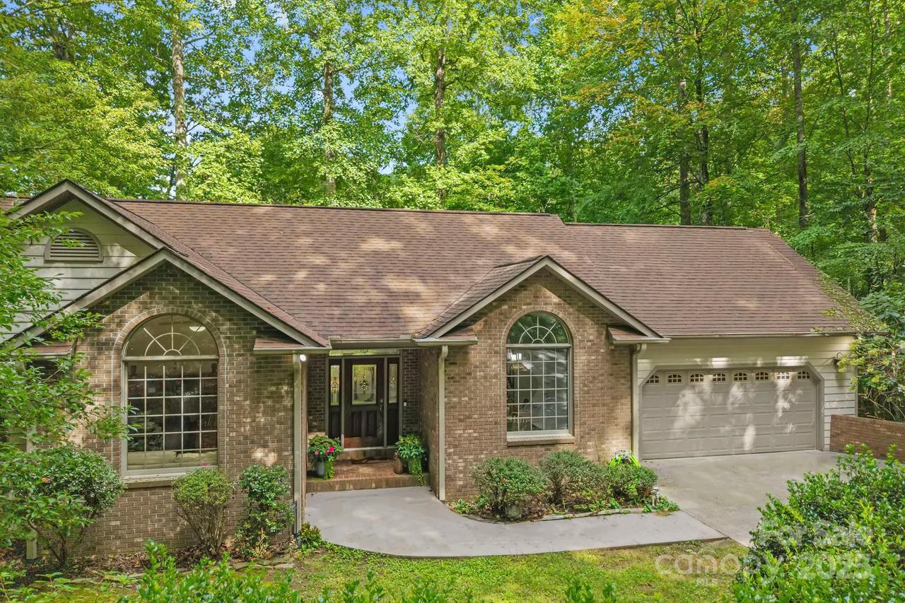 458 Bluemist Way, Arden, NC 28704