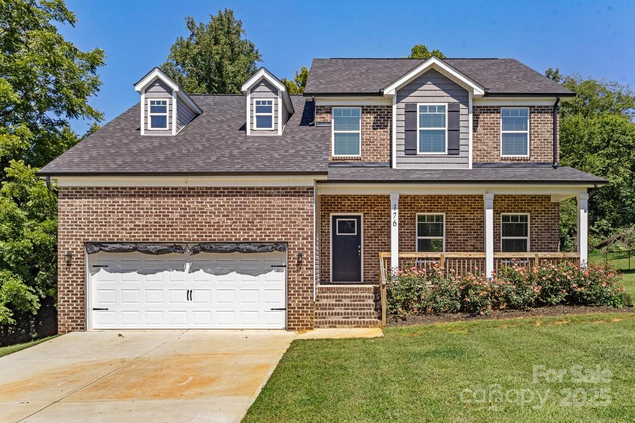 176 Marbrook Dr., Mocksville, NC 27028