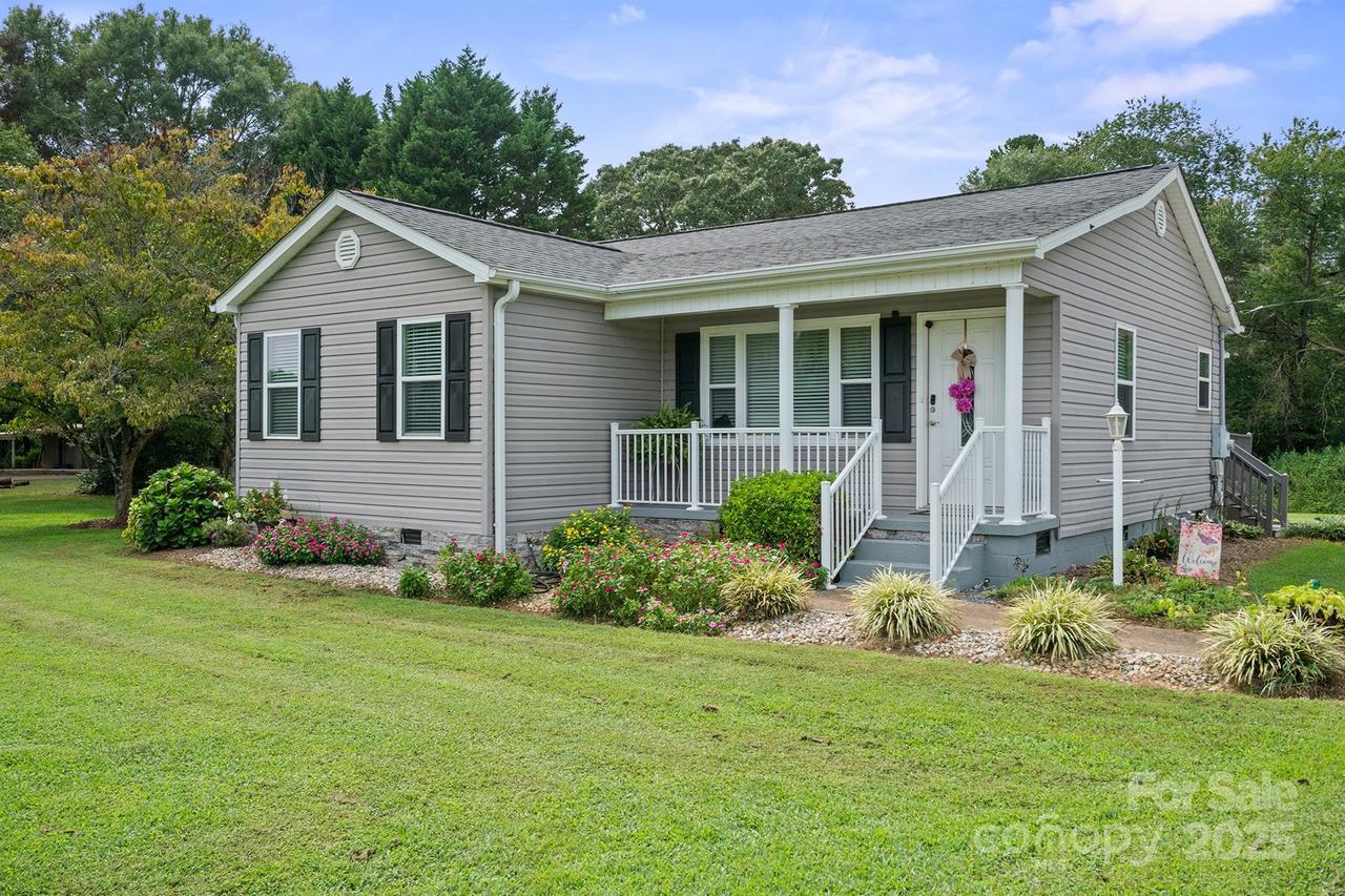 4755 Rock Barn Rd., Claremont, NC 28610
