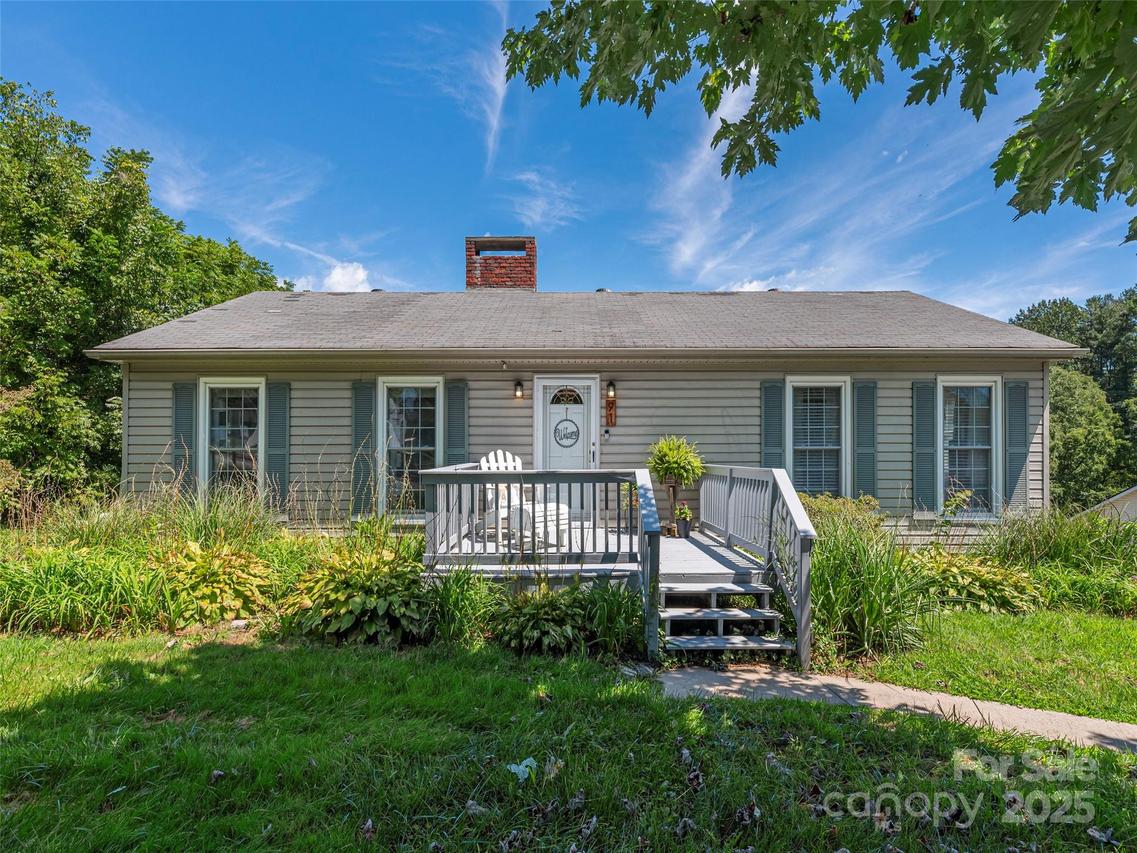 91 Star Ridge Rd., Canton, NC 28716