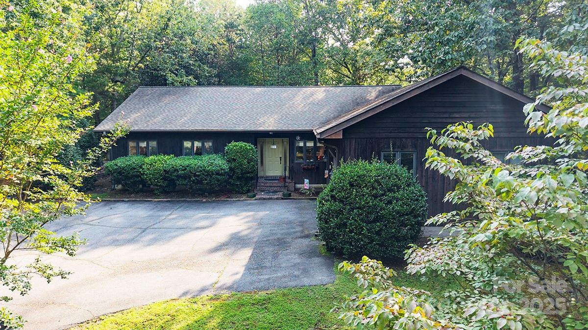 643 Mountain View Dr. #44, Columbus, NC 28722