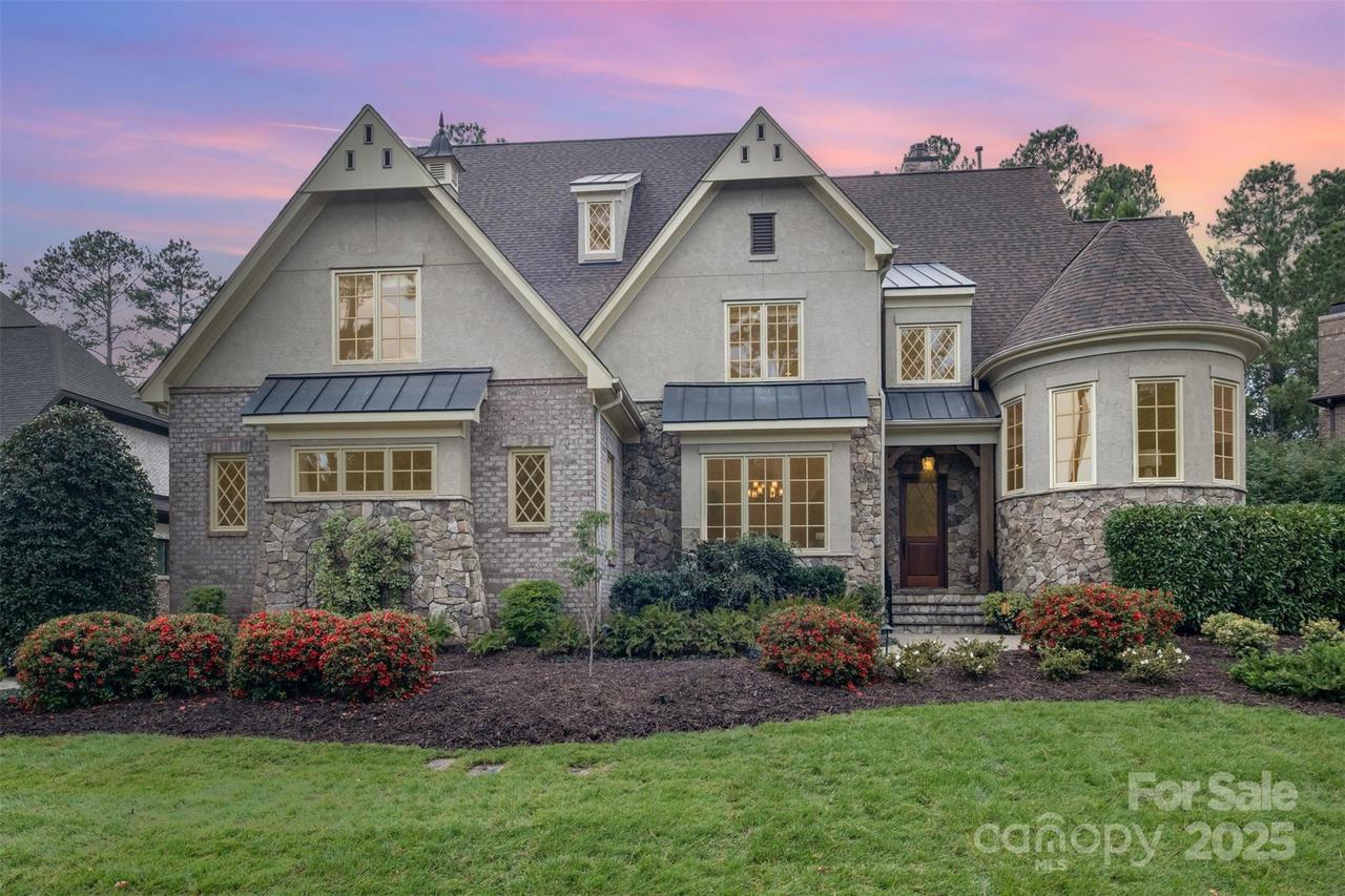 9027 Pine Laurel Dr., Matthews, NC 28104