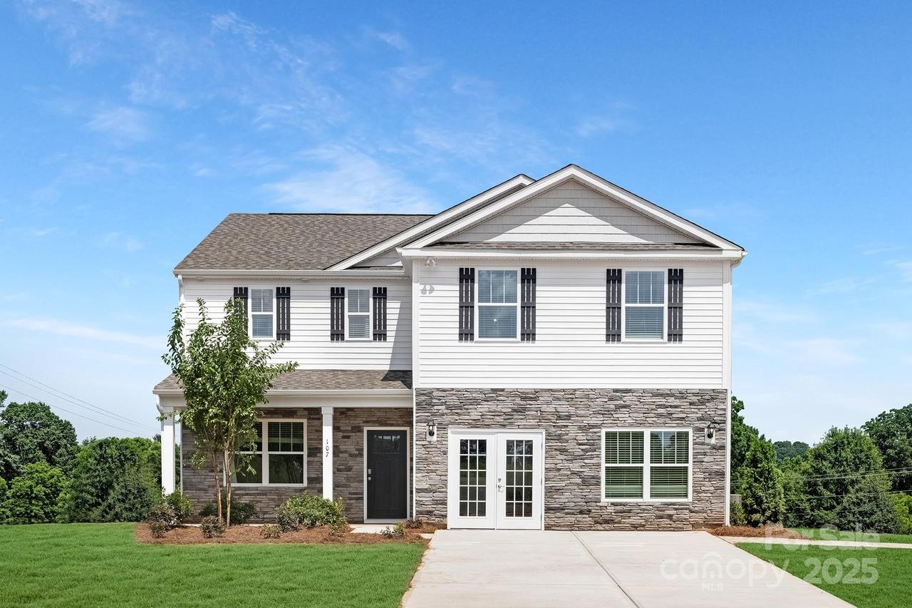 854 Adelston Ln., Asheville, NC 28804