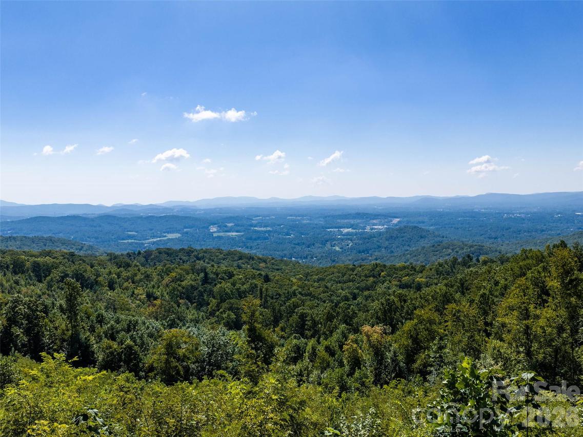 462 E Garden Tr. #37, Hendersonville, NC 28792