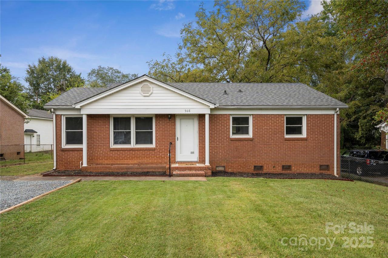508 E John St., Matthews, NC 28105
