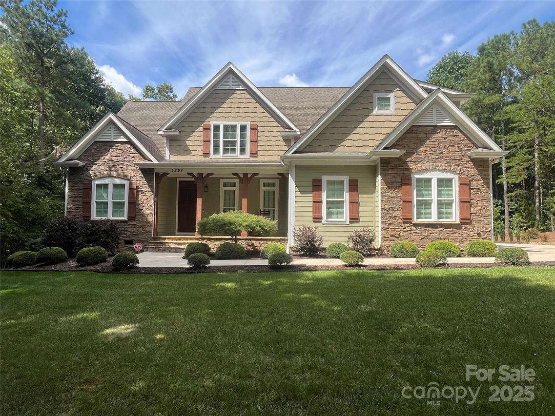 1207 Misty Creek Dr., Iron Station, NC 28080