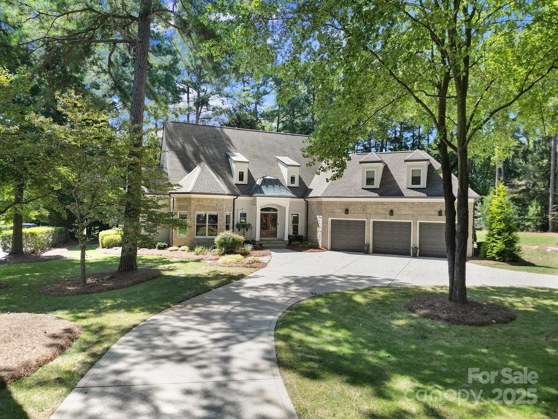 108 Great Point Dr., Mooresville, NC 28117