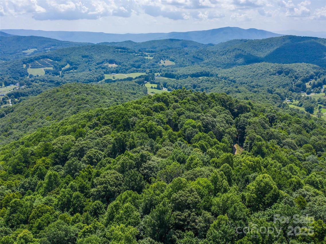 TBD Hollydale Dr., Spruce Pine, NC 28777