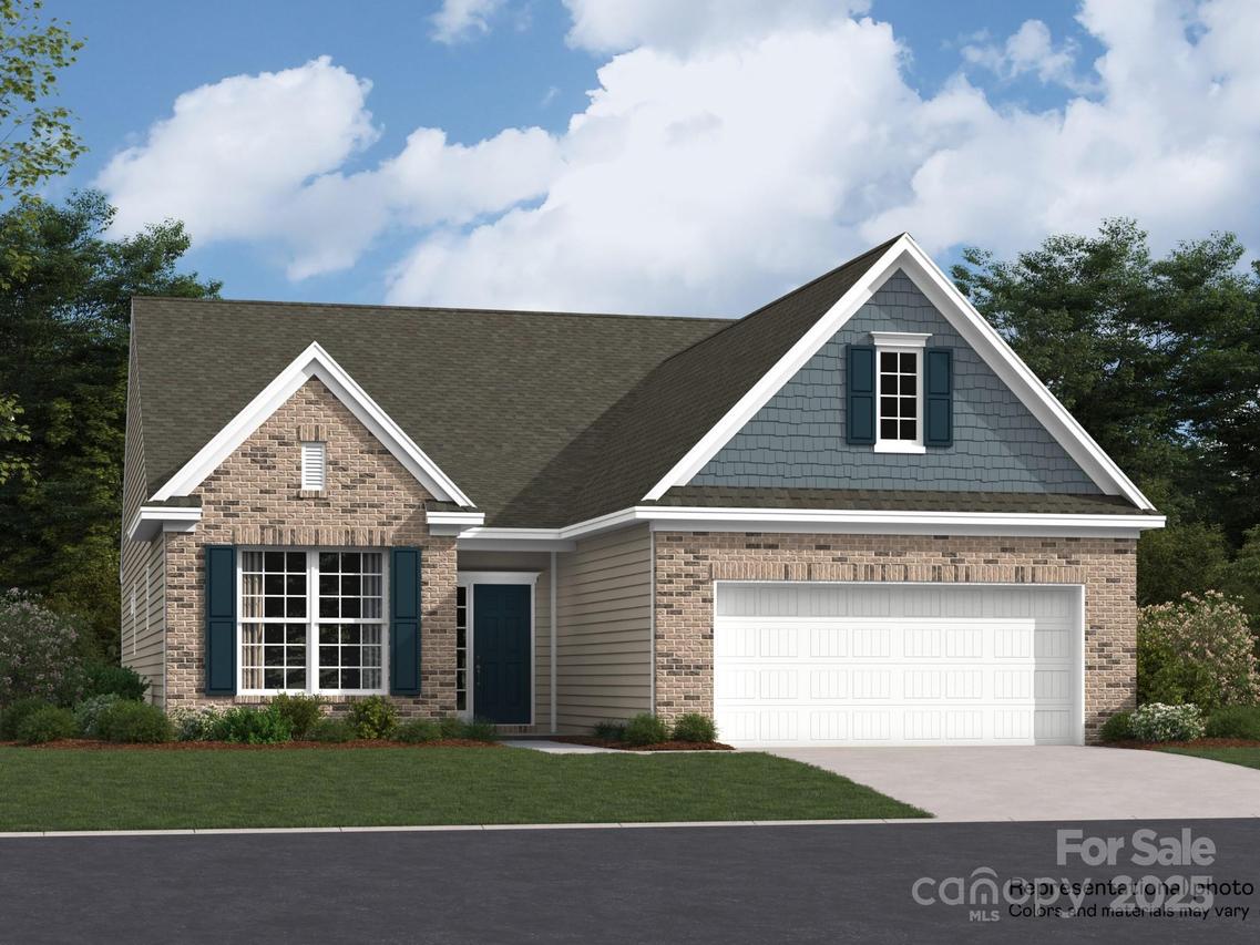6460 Fairfax Ct., Maiden, NC 28650