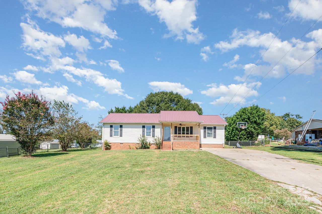 716 Mcdaniel Rd., Kings Mountain, NC 28086