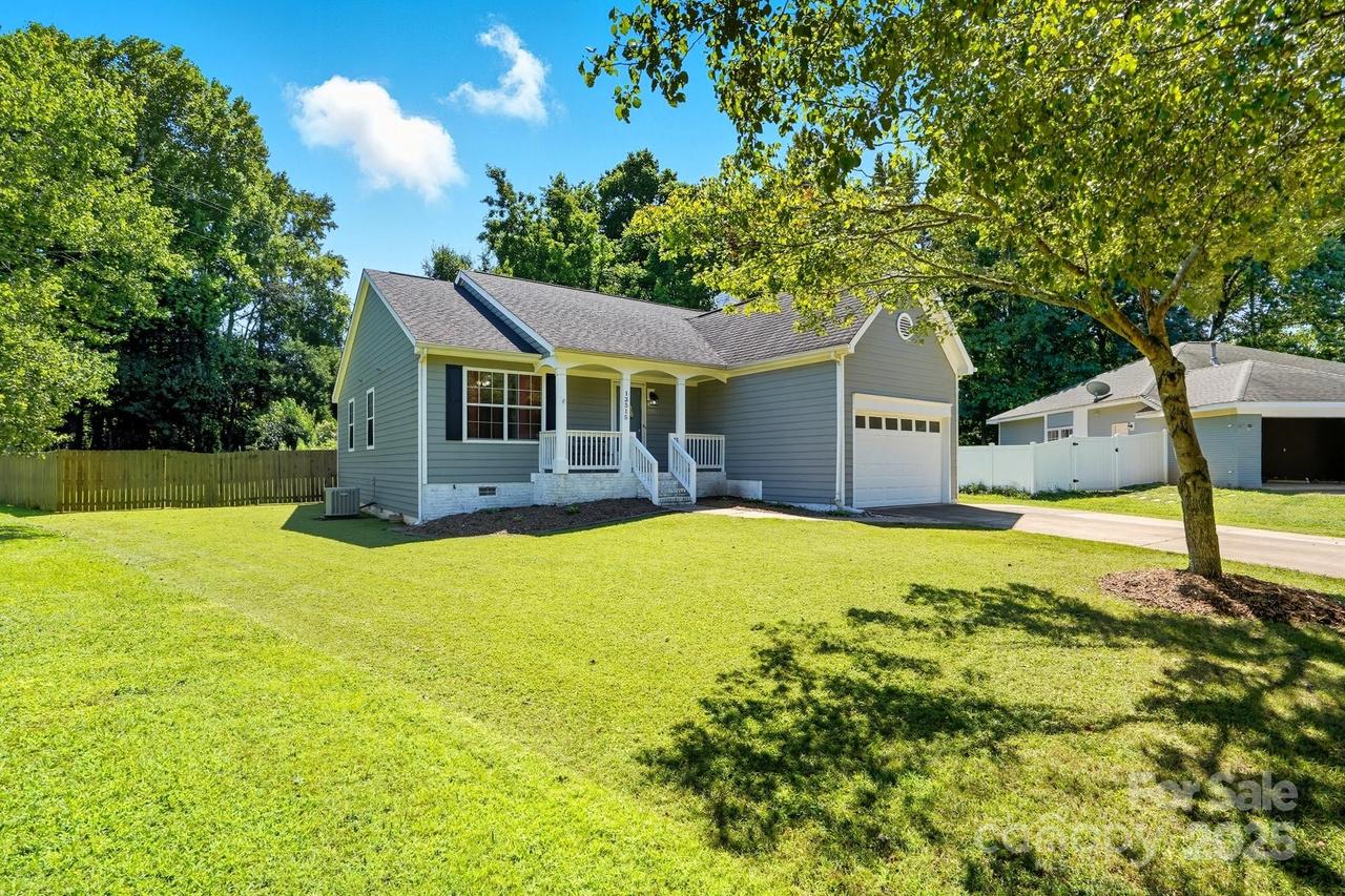 13515 Silver King Ct., Huntersville, NC 28078