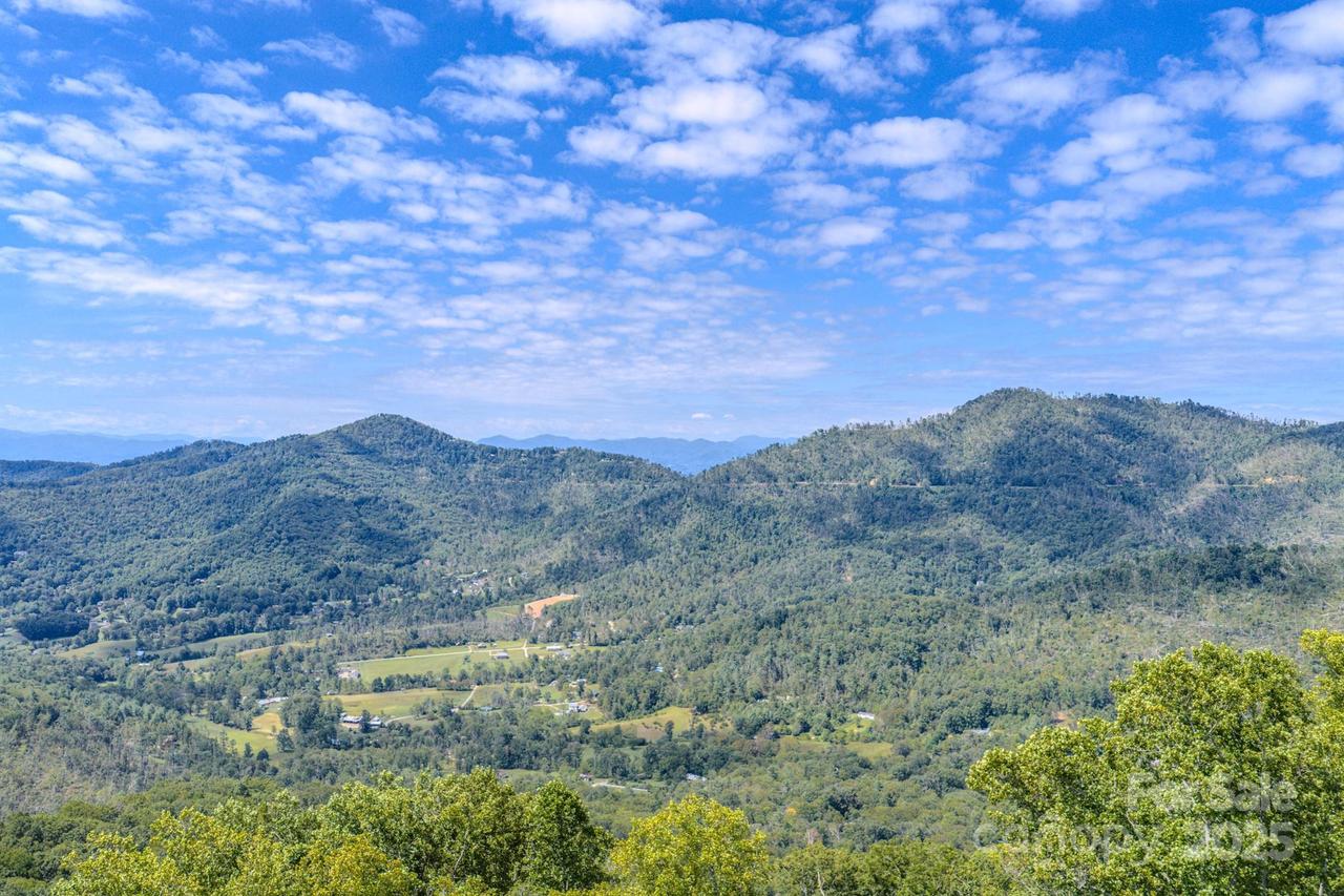 99999 Majestic Mountain Dr., Asheville, NC 28805