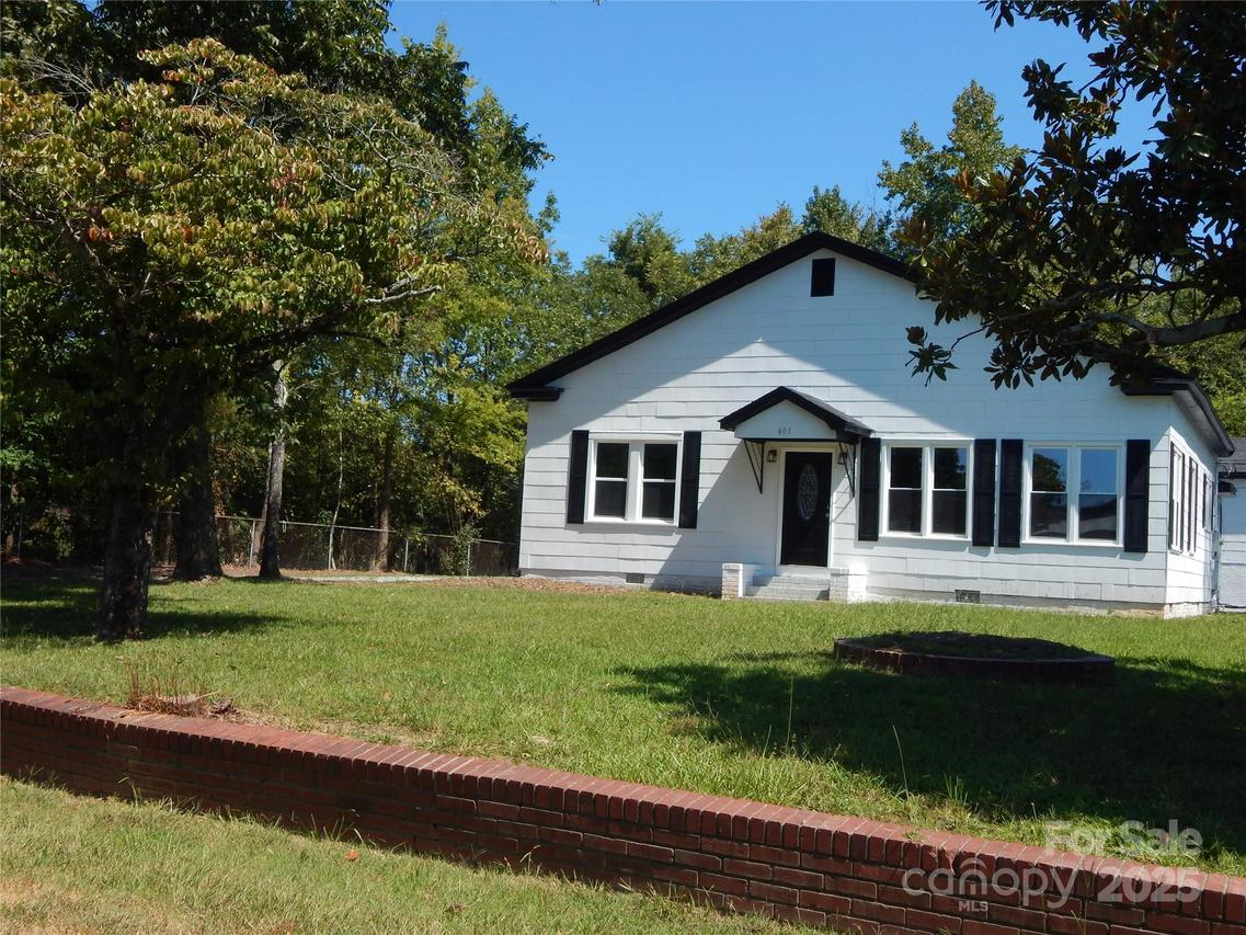 401 Julius Chambers Ave., Mount Gilead, NC 27306