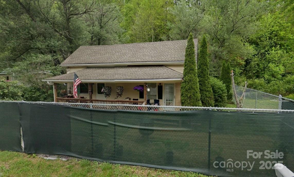 1011 N Us 19e Hwy., Newland, NC 28657