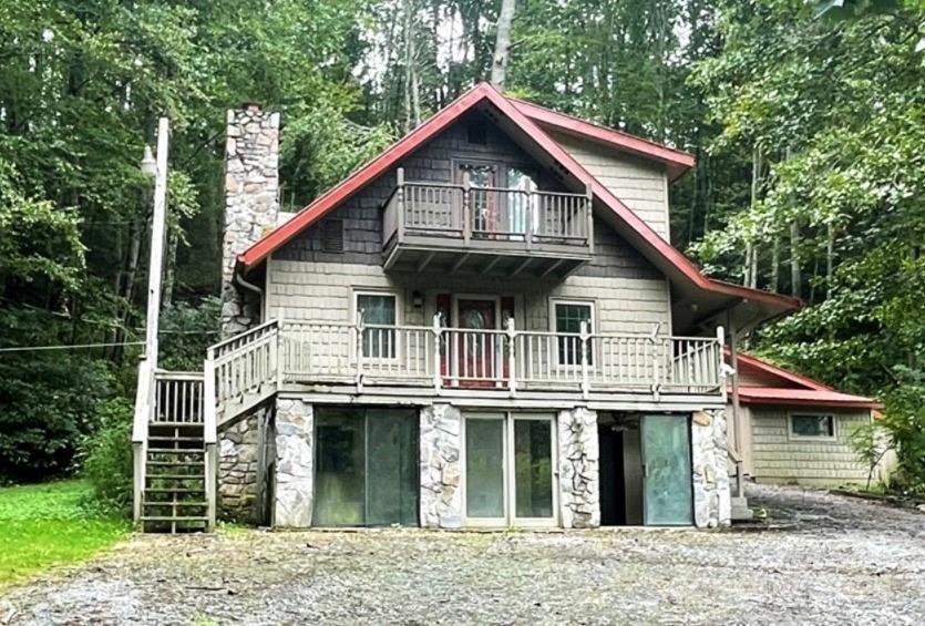 190 Turkey Creek Rd., Clyde, NC 28721