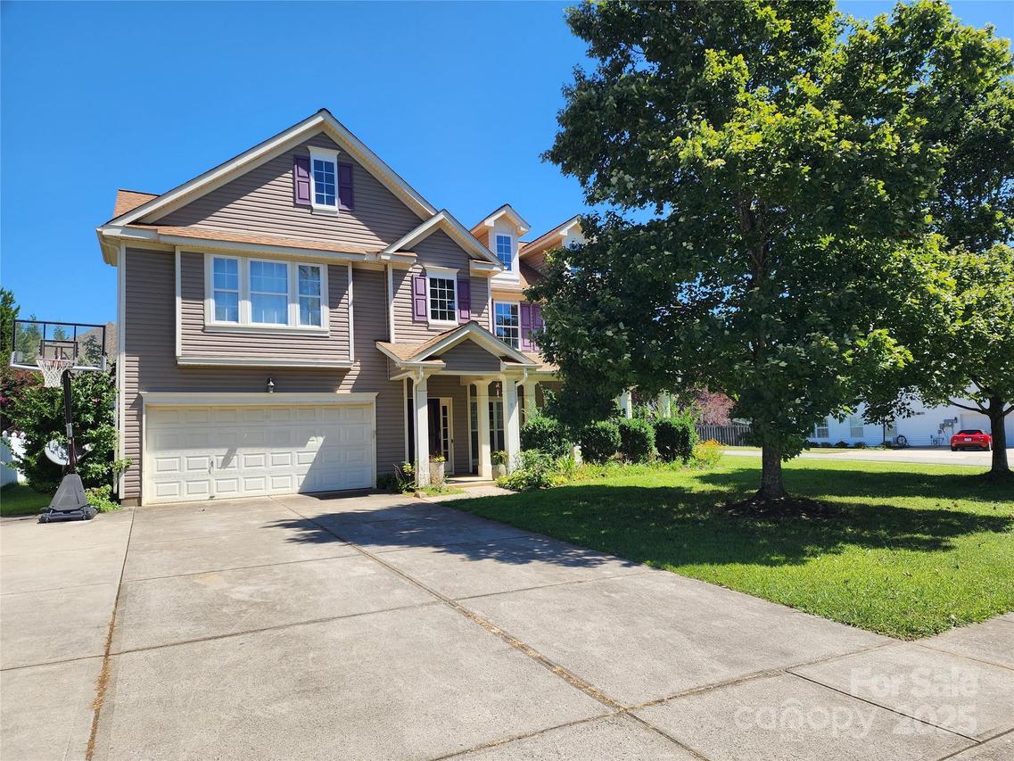 210 Golden Valley Dr., Mooresville, NC 28115