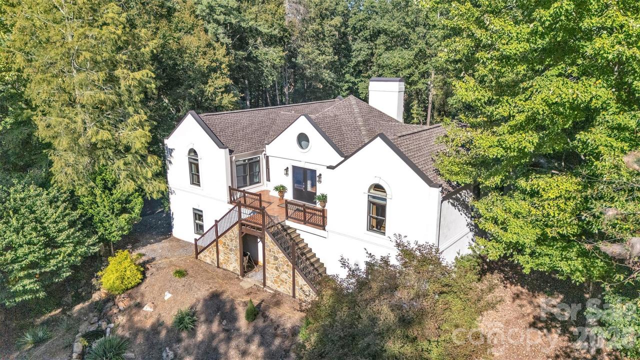 214 Ridgeway Dr., Taylorsville, NC 28681