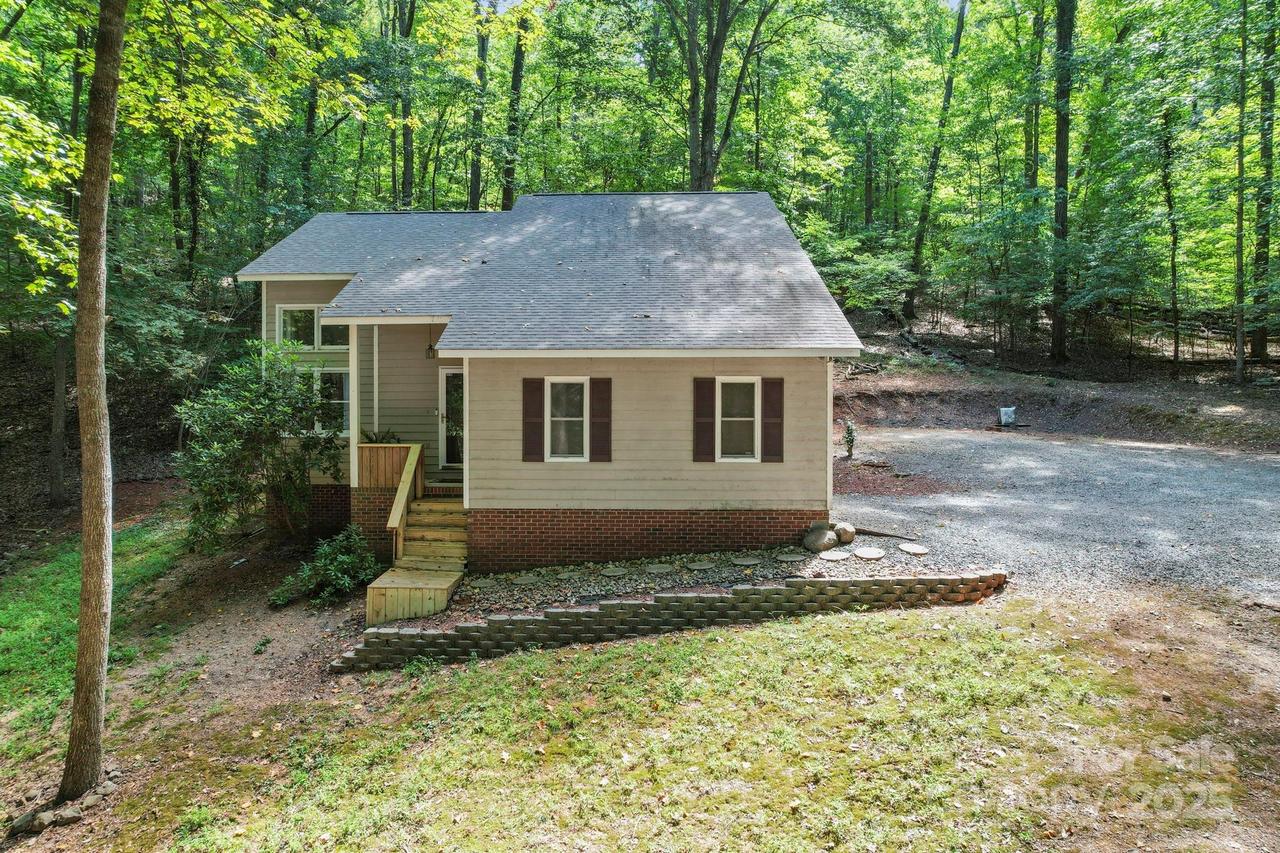 25355 Stony Mountain Rd., Albemarle, NC 28001