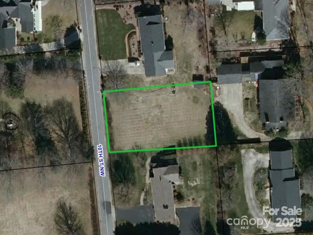 1236 10th St., Hickory, NC 28601