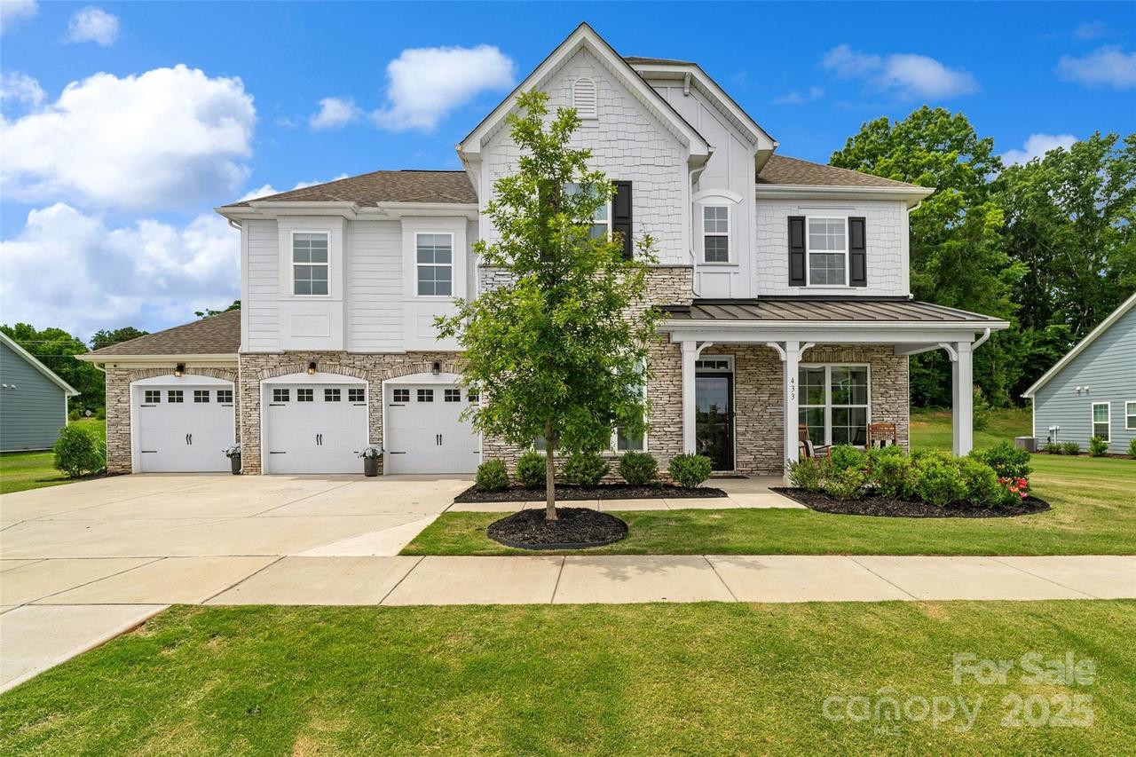 433 Sinaloa St., Waxhaw, NC 28173