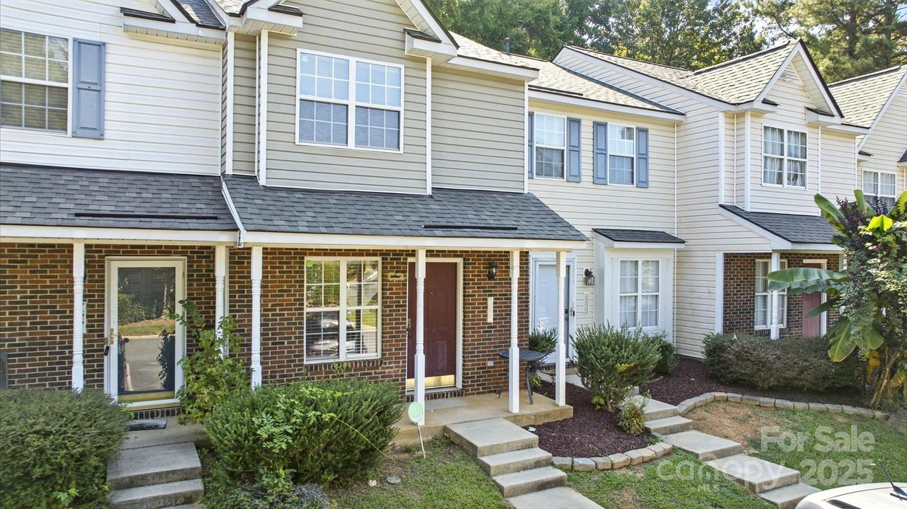 7553 Petrea Ln., Charlotte, NC 28227