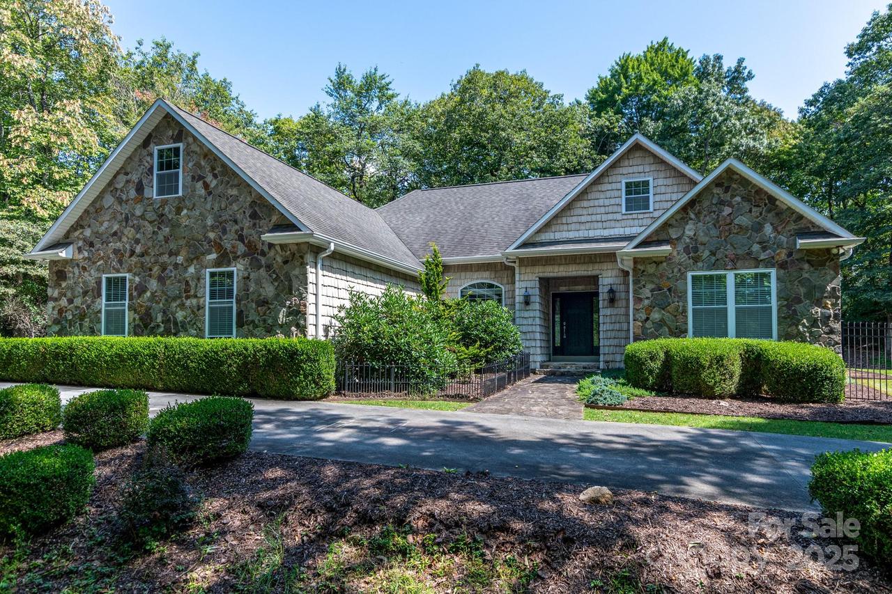 116 Fawn Ln., Roaring Gap, NC 28668
