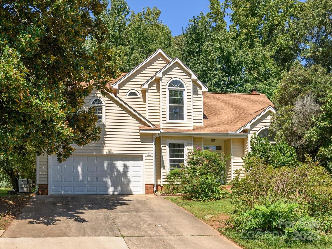 7630 Blythwood Ln., Charlotte, NC 28227