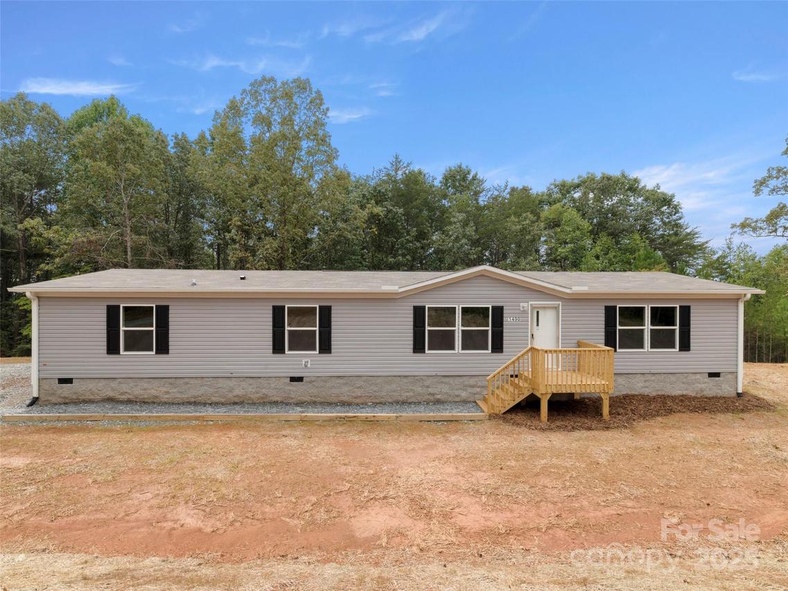 1490 Rock Springs Rd., Mill Spring, NC 28756