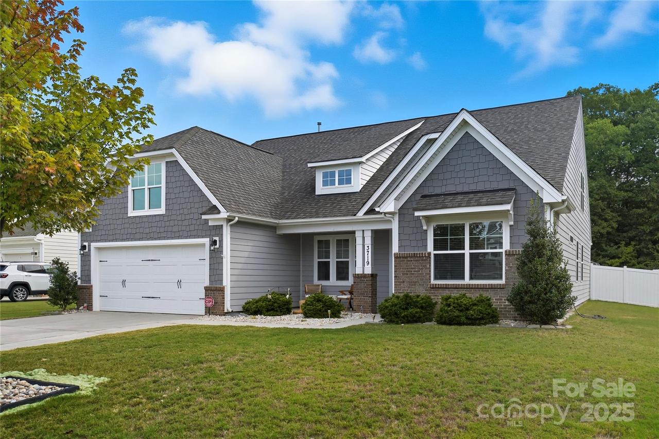 3719 Lenox Ln., Denver, NC 28037