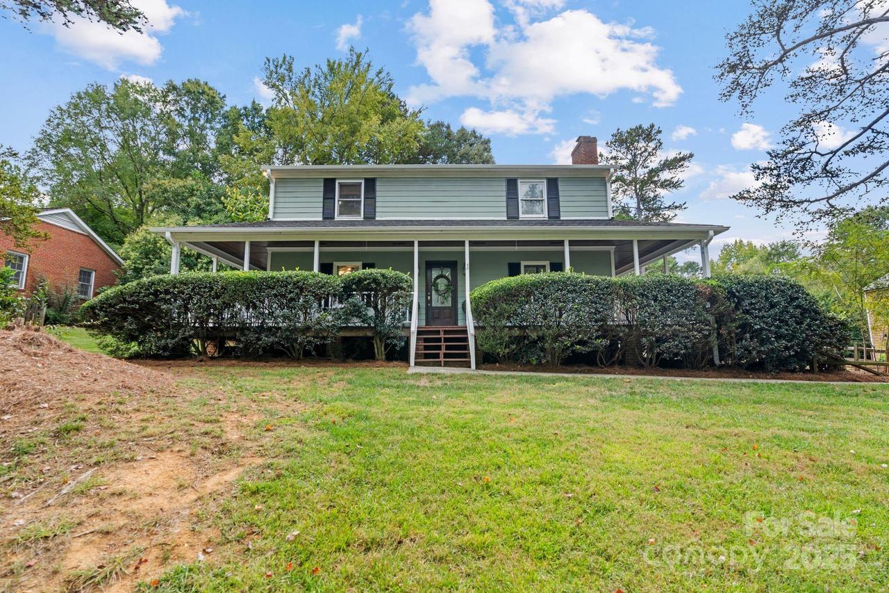 1114 Autumnwood Ln., Charlotte, NC 28213