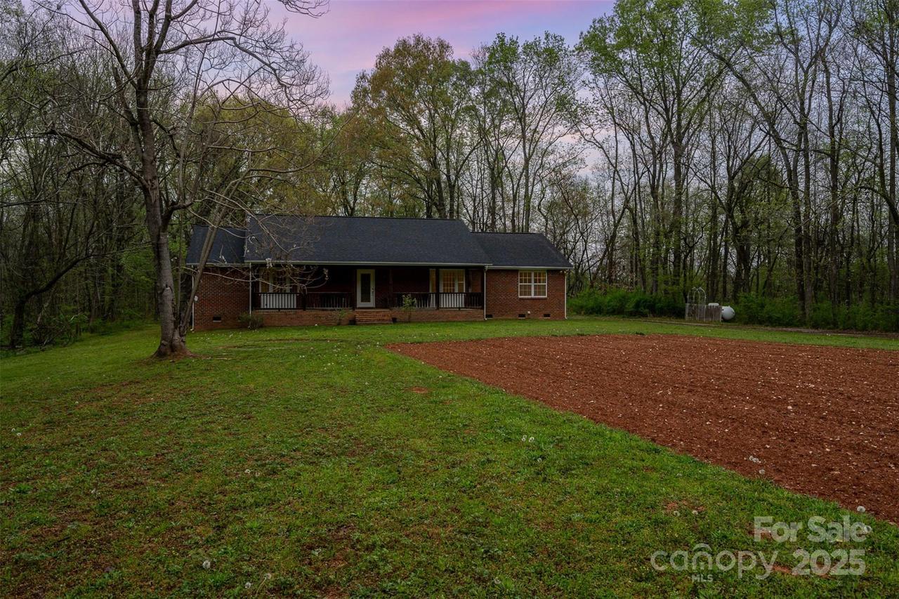3720 Lanes Creek Rd., Marshville, NC 28103