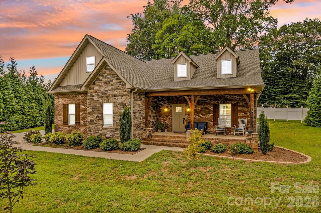 178 Nellwood Ct., Mocksville, NC 27028