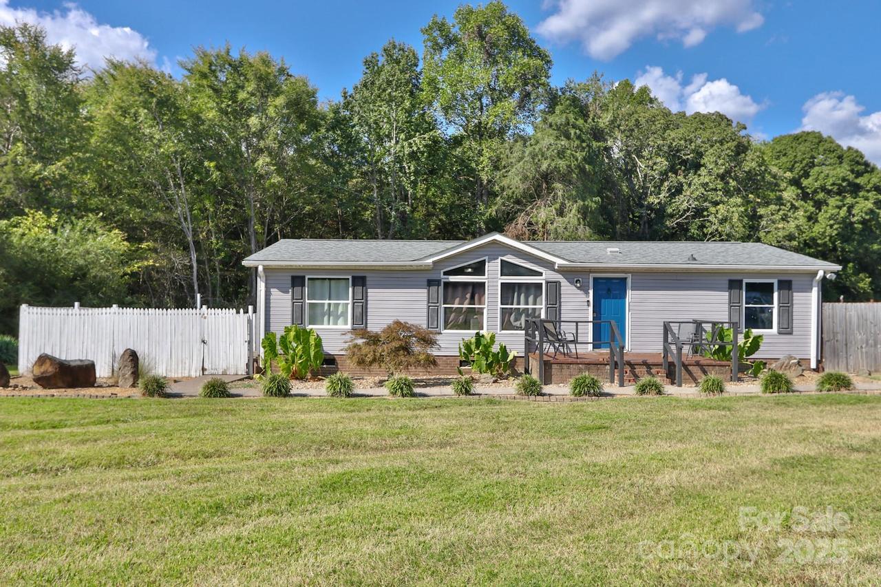 112 Courtney Rd., Mocksville, NC 27028
