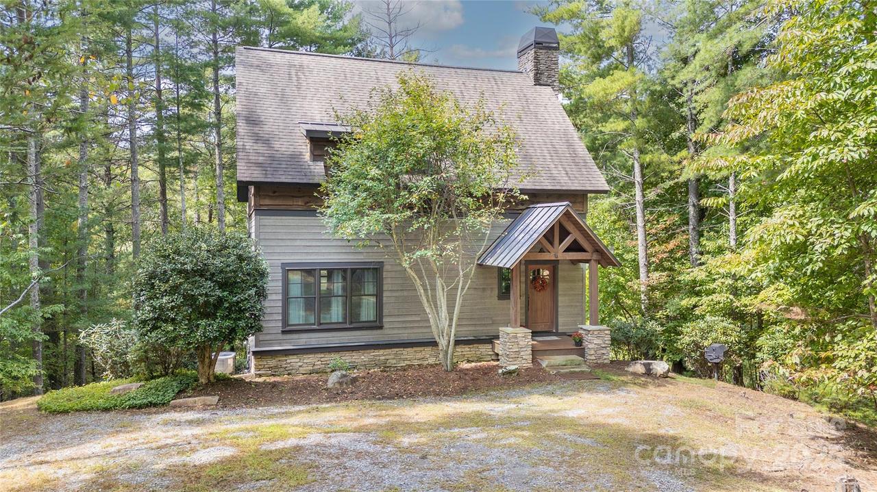 4064 Dense Acre Tr., Nebo, NC 28761