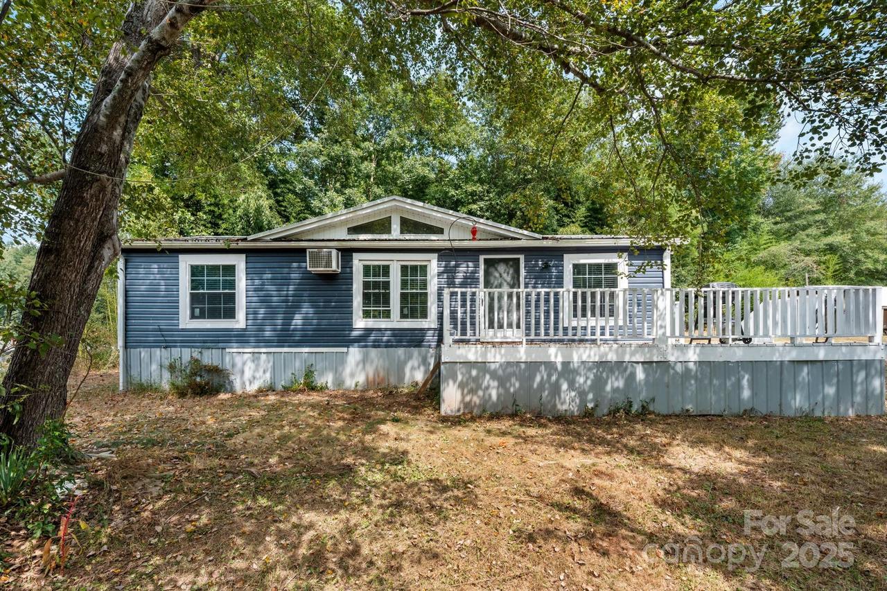 3970 Dowell St., Hickory, NC 28602
