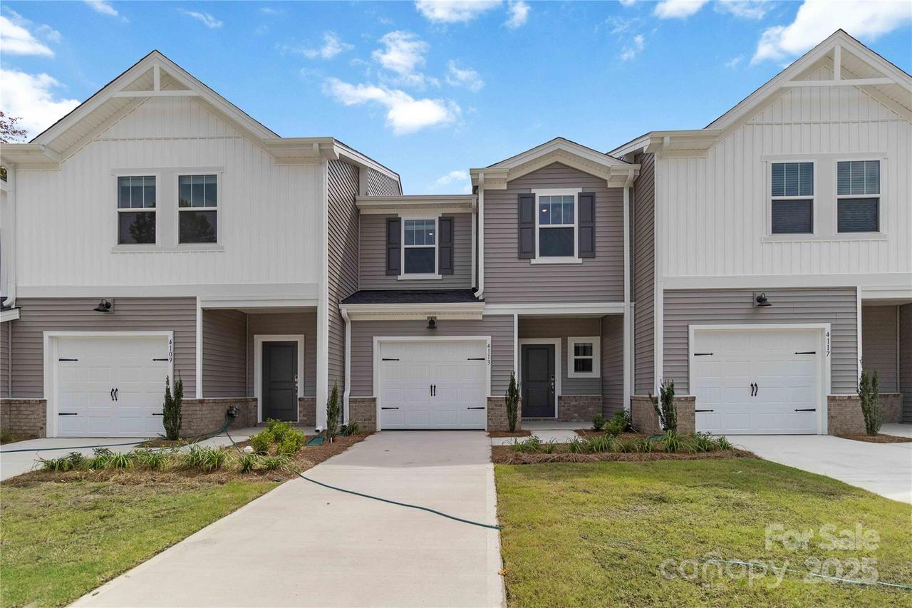 4113 Summit Woods Dr., Charlotte, NC 28216