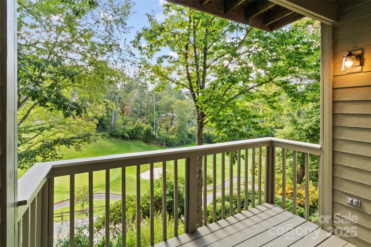 220 Stoney Falls Loop #1 B2, Burnsville, NC 28714