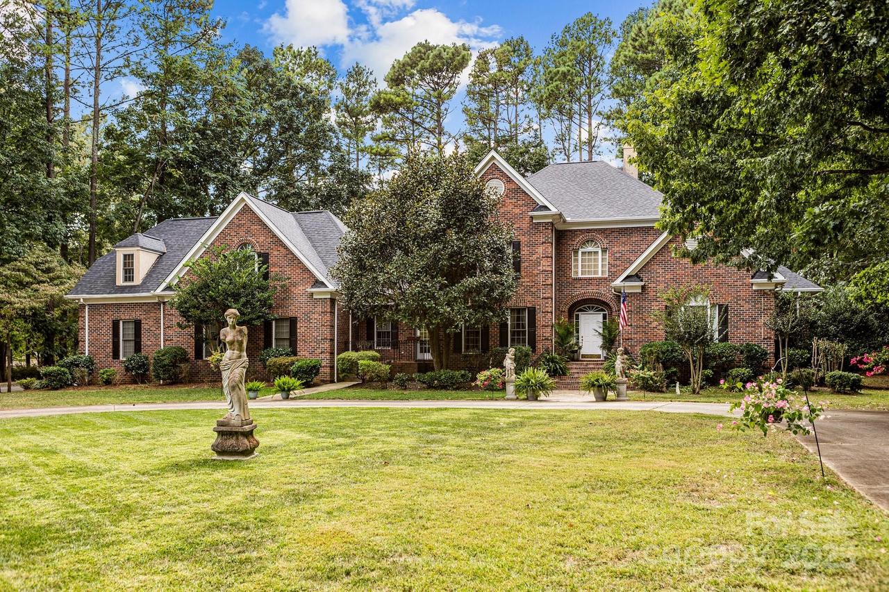 115 W Glenview Dr., Salisbury, NC 28147