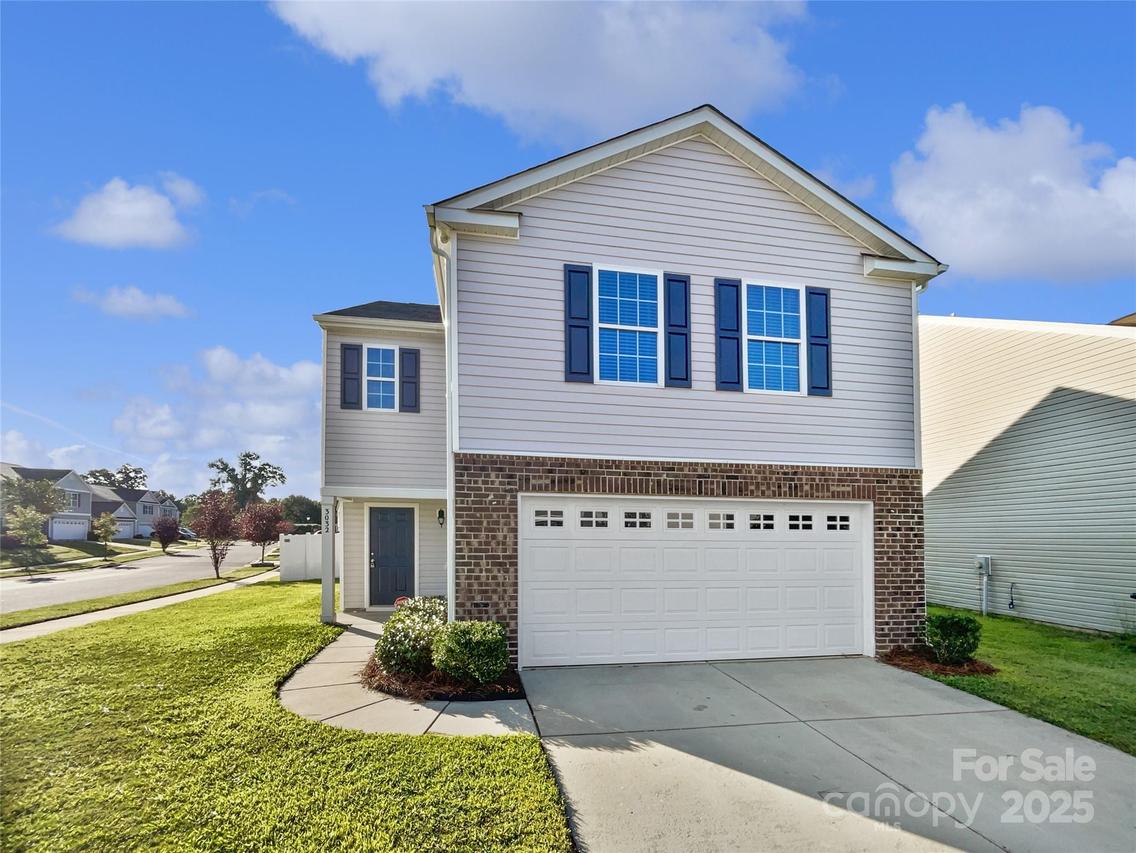 3032 Green Apple Dr., Dallas, NC 28034