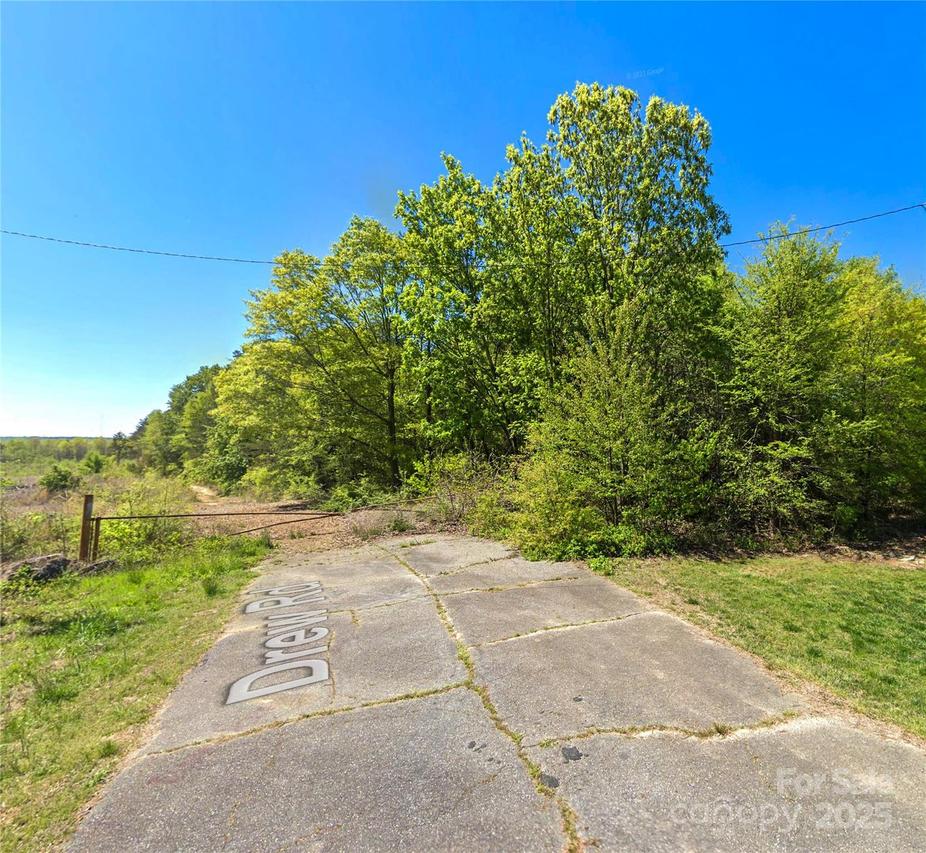 9999 Drew Rd., Stanley, NC 28164