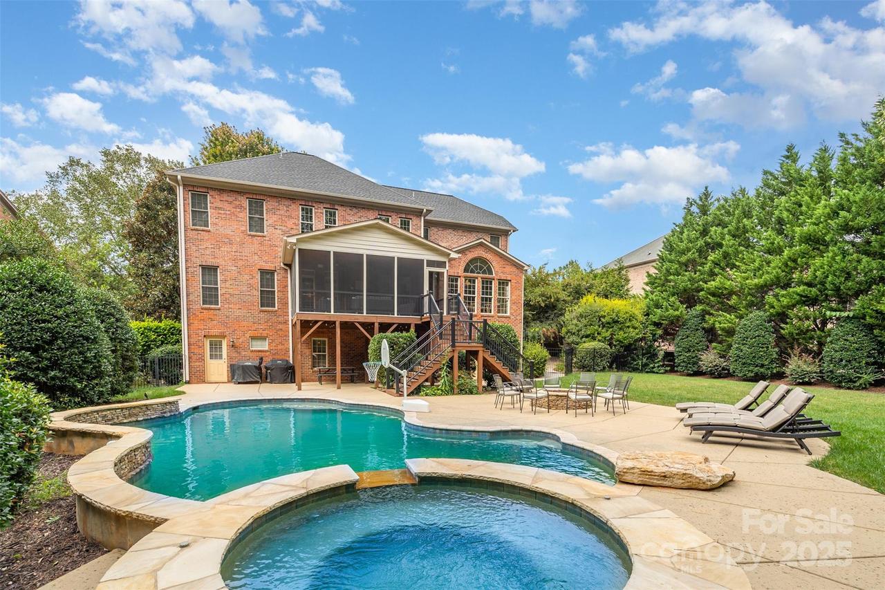 9021 Unbridle Ln., Waxhaw, NC 28173