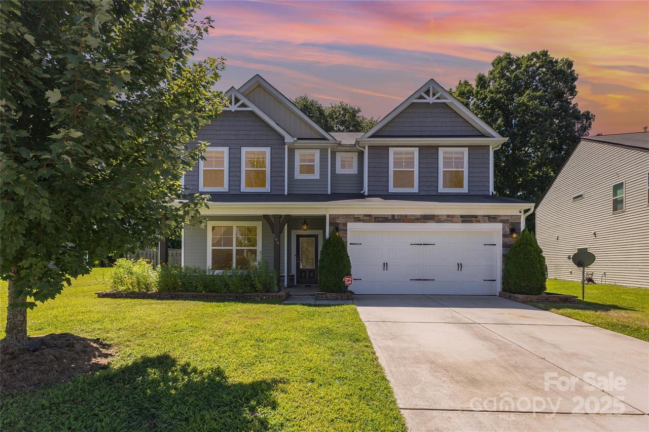 149 Kingston Dr., Mount Holly, NC 28120