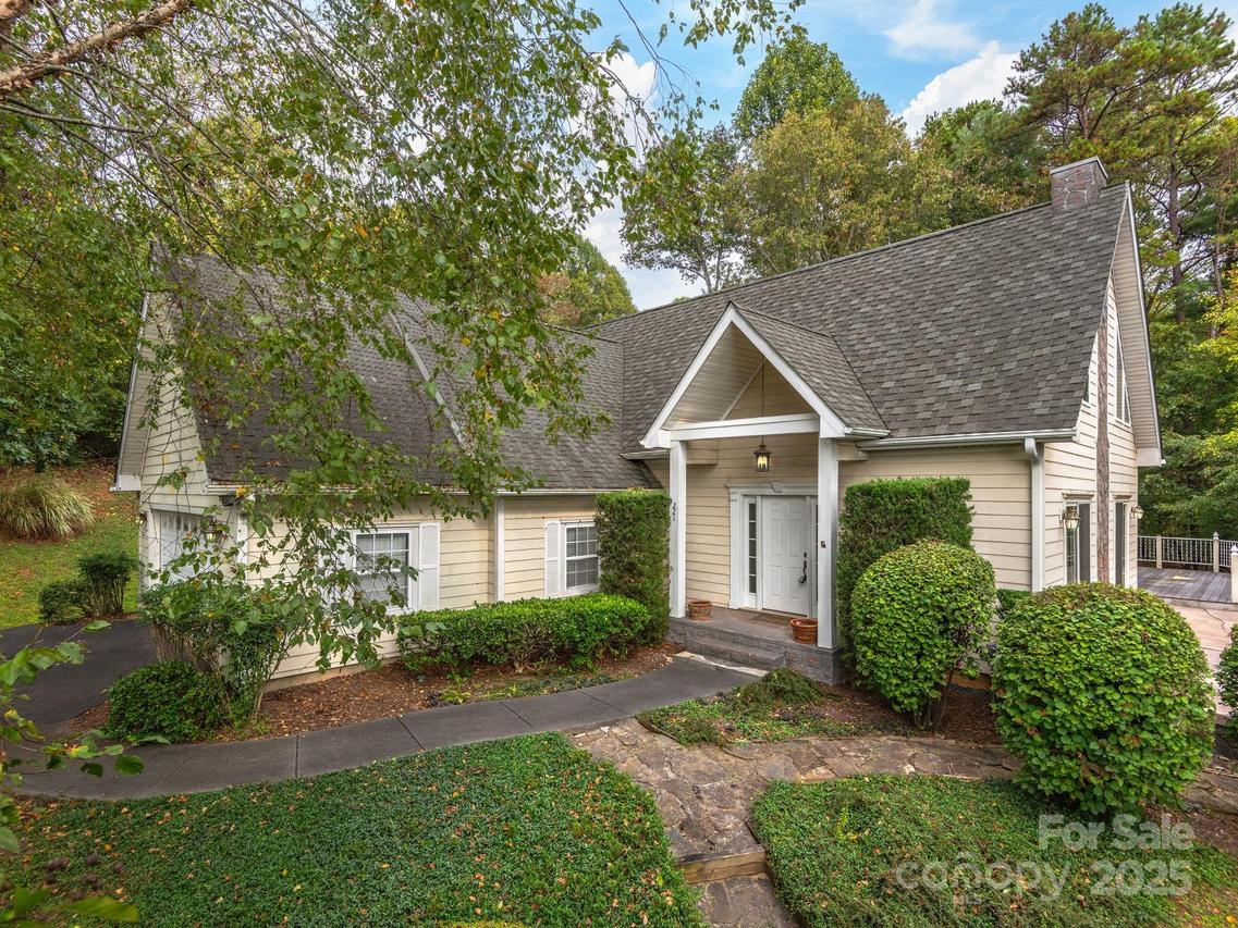 221 Wind Whisper Dr., Asheville, NC 28804