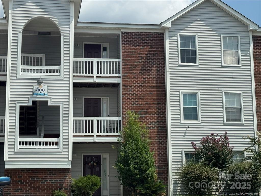 208 Waterdown Dr. #10, Fayetteville, NC 28314