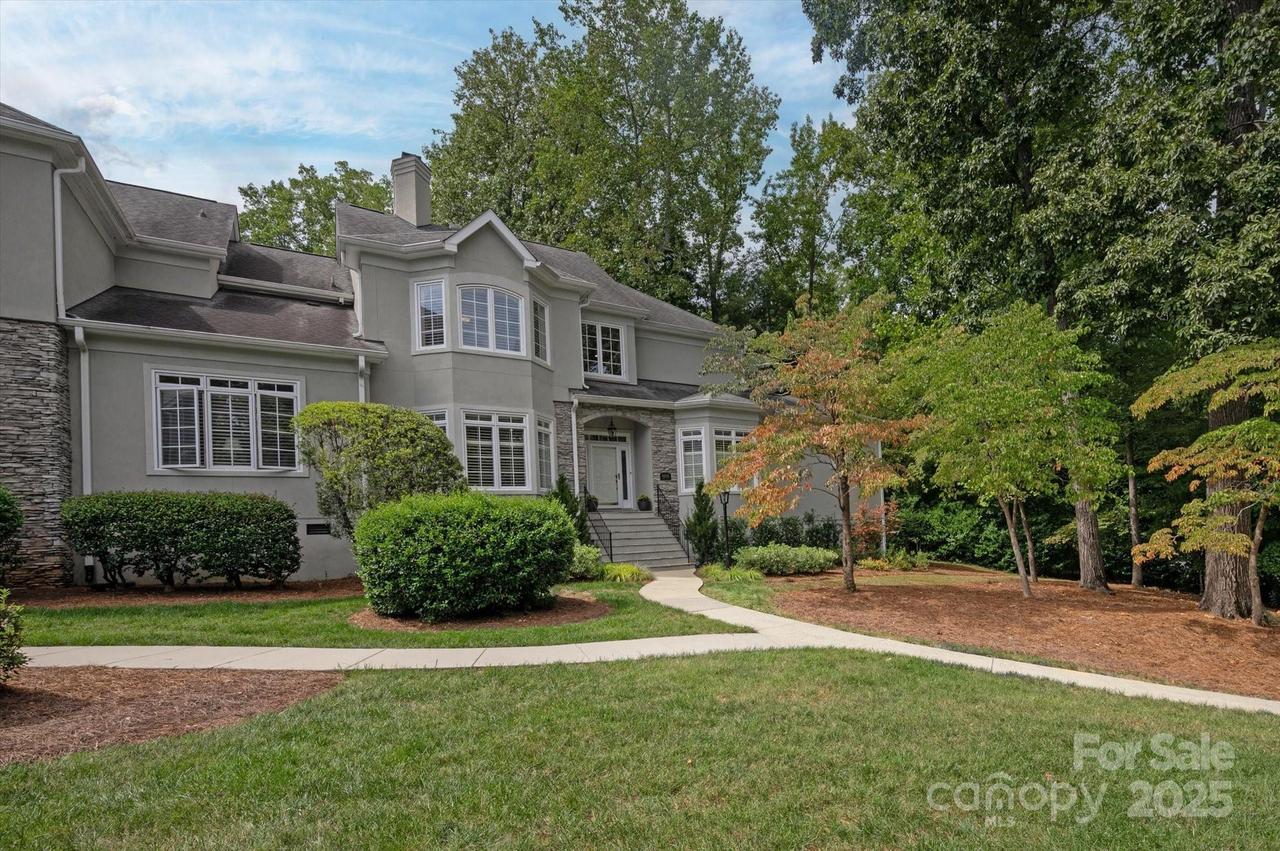 6016 Knight Crest Ct., Charlotte, NC 28210