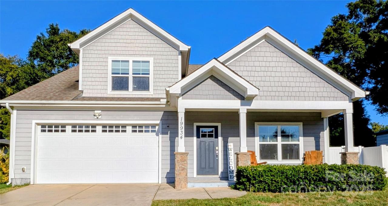 19934 Walter Henderson Rd., Cornelius, NC 28031