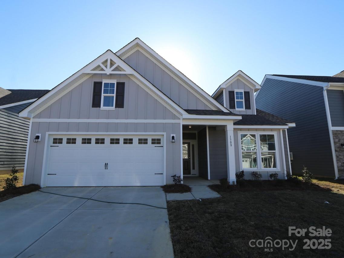 1308 Fremont Dr., Wingate, NC 28174