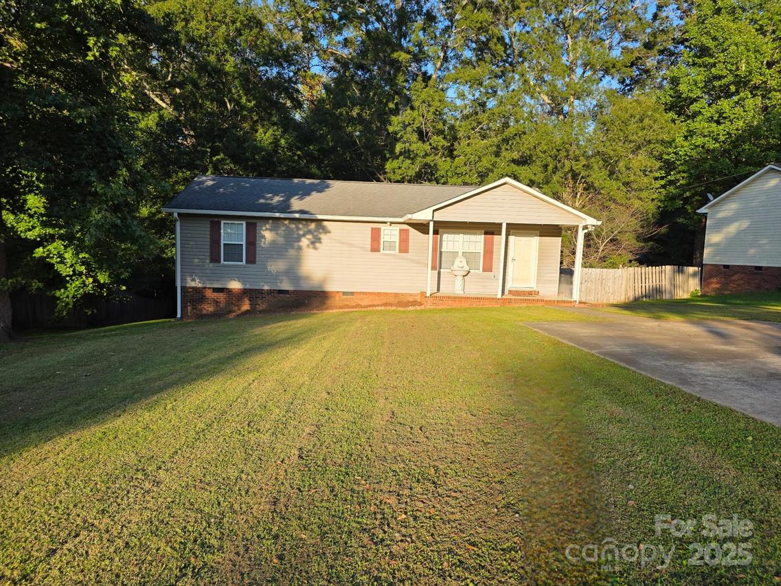 1676 Plyler Lake Rd., Gastonia, NC 28054