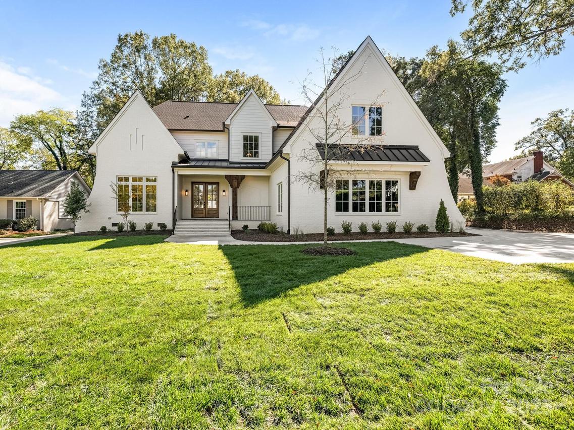 1511 Cavendish Ct., Charlotte, NC 28211